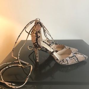Faux reptile brown & tan high heels size 8